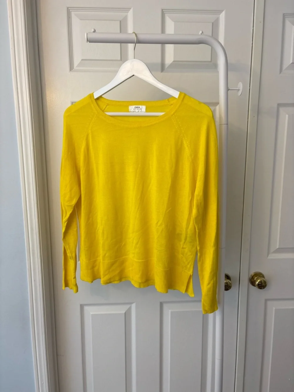 Zara Sunny Yellow Lightweight Crewneck Sweater Top Size Medium - Picture 10 of 10